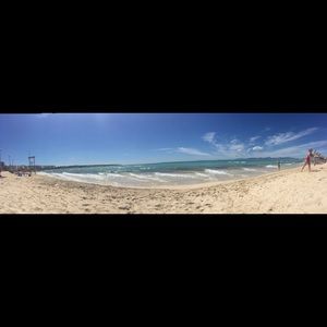 Meet your Posher, Dina